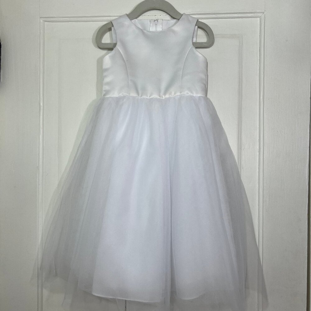 PRE-OWNED - David's Bridal Girls White Flower Girl or Communion Dress Size 2T